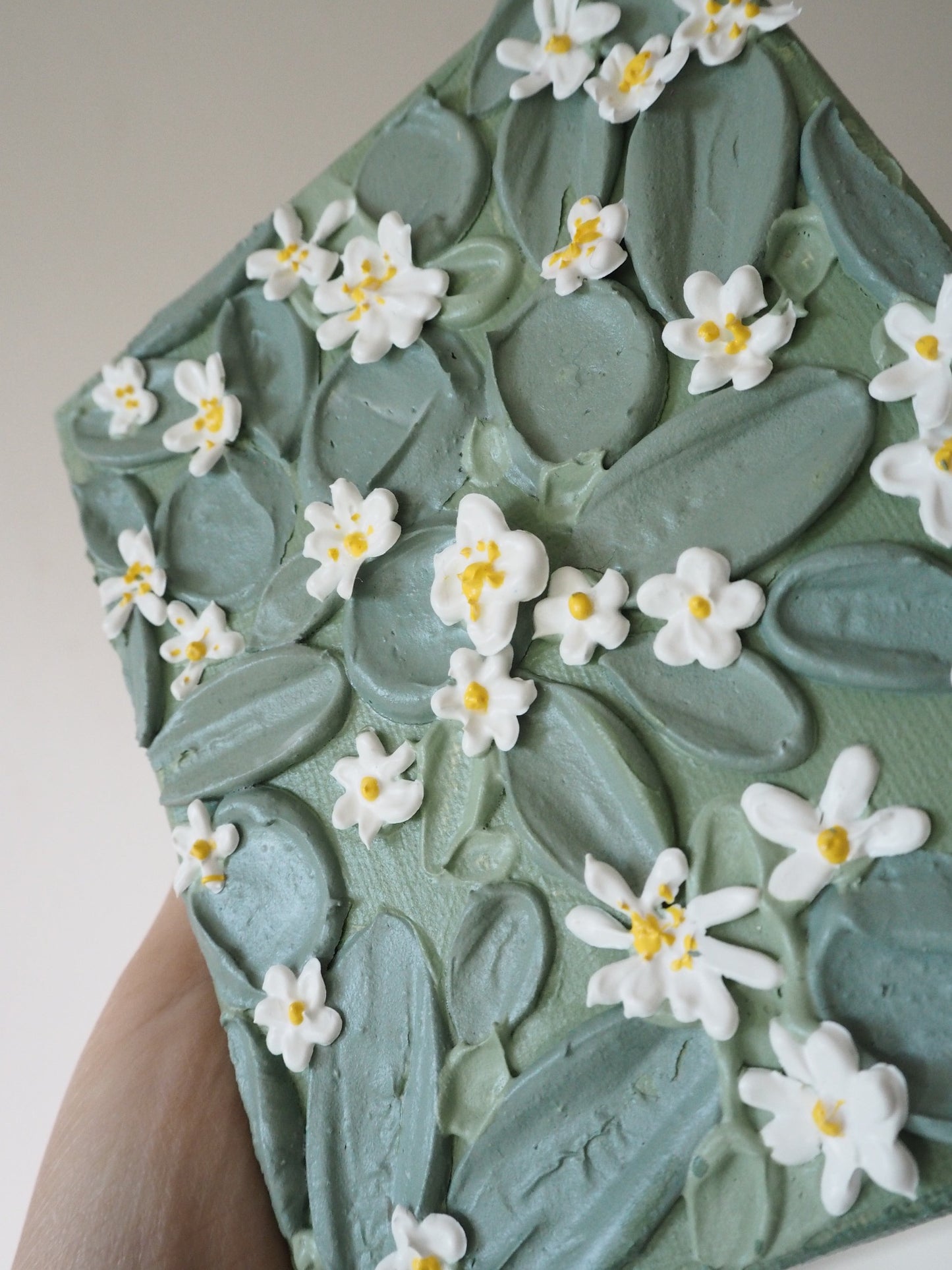 Daisy on Green Leaves (mini) - Acrylic textural Art